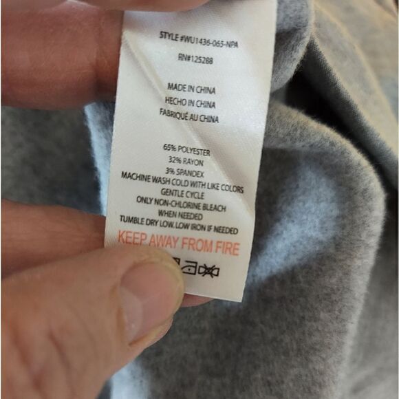 Rae Dunn Be Mine Gray long sleeve  Valentines Sweatshirt pullover - Picture 7 of 10